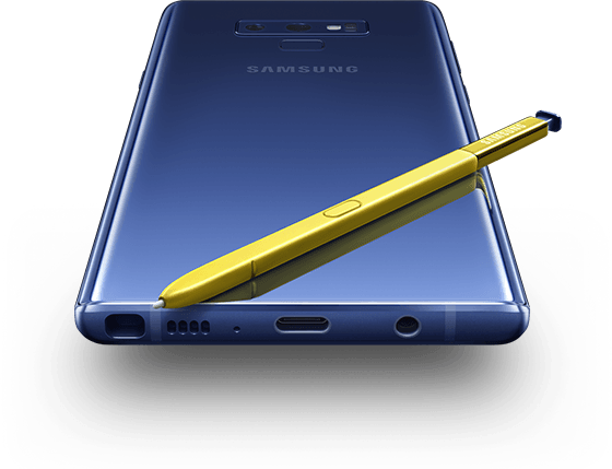 The rear of Galaxy Note9 with S Pen on top, viewed from the bottom